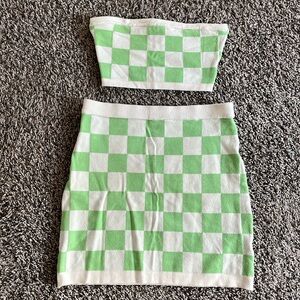Stretchy checkered knit skirt set